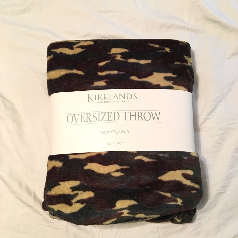 ✨Camouflage blanket✨